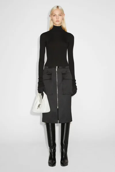 Look 19